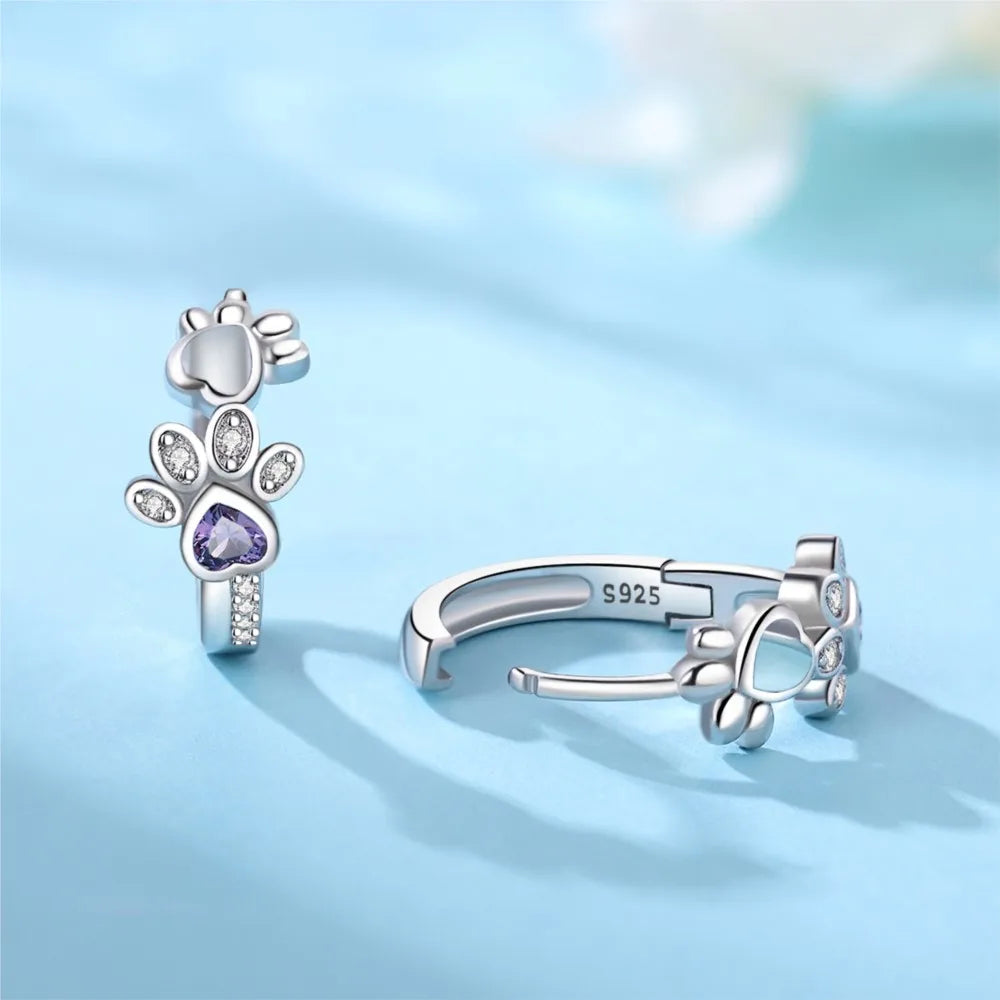 Paw Huggie Earrings in 925 Sterling Silver โ With Zirconia and Heart Gem