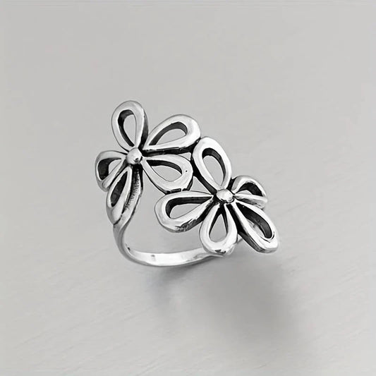 Vintage Hollow Silver Flower Ring