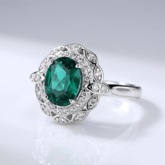 Vintage Emerald Silver Floral Ring - (Adjustable)