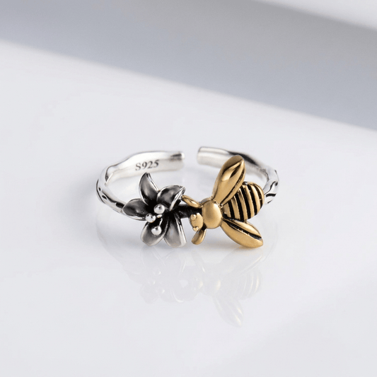 Honey Bee & Flower Silver Ring - (Adjustable)